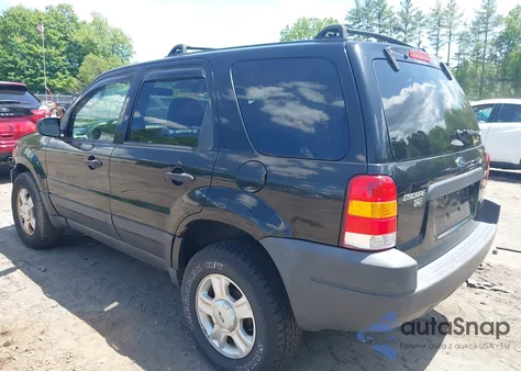 2004 Ford Escape Xlt z USA, uszkodzony, nr VIN 1FMYU93114DA20638